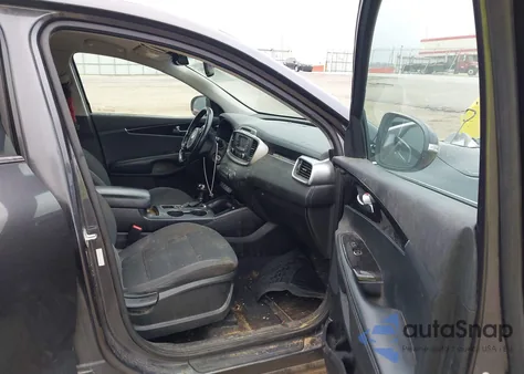 2016 Kia Sorento 2.4L Lx из США, поврежденный, VIN 5XYPG4A33GG037400